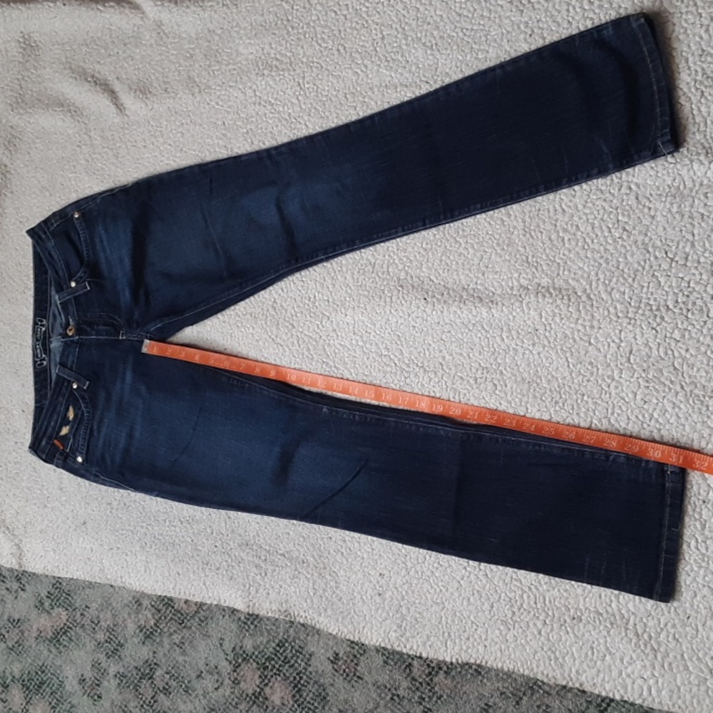 Robin Jeans - Picture 8 of 11